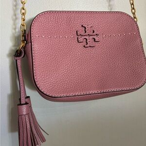 Tory Burch McGraw Camera Bag Crossbody Pebble Leather Pink - NEW- Never used